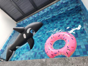 Kak Tini's Private Pool Villa near Genting Highland,UIA,Batu Caves Temple,Gombak KL